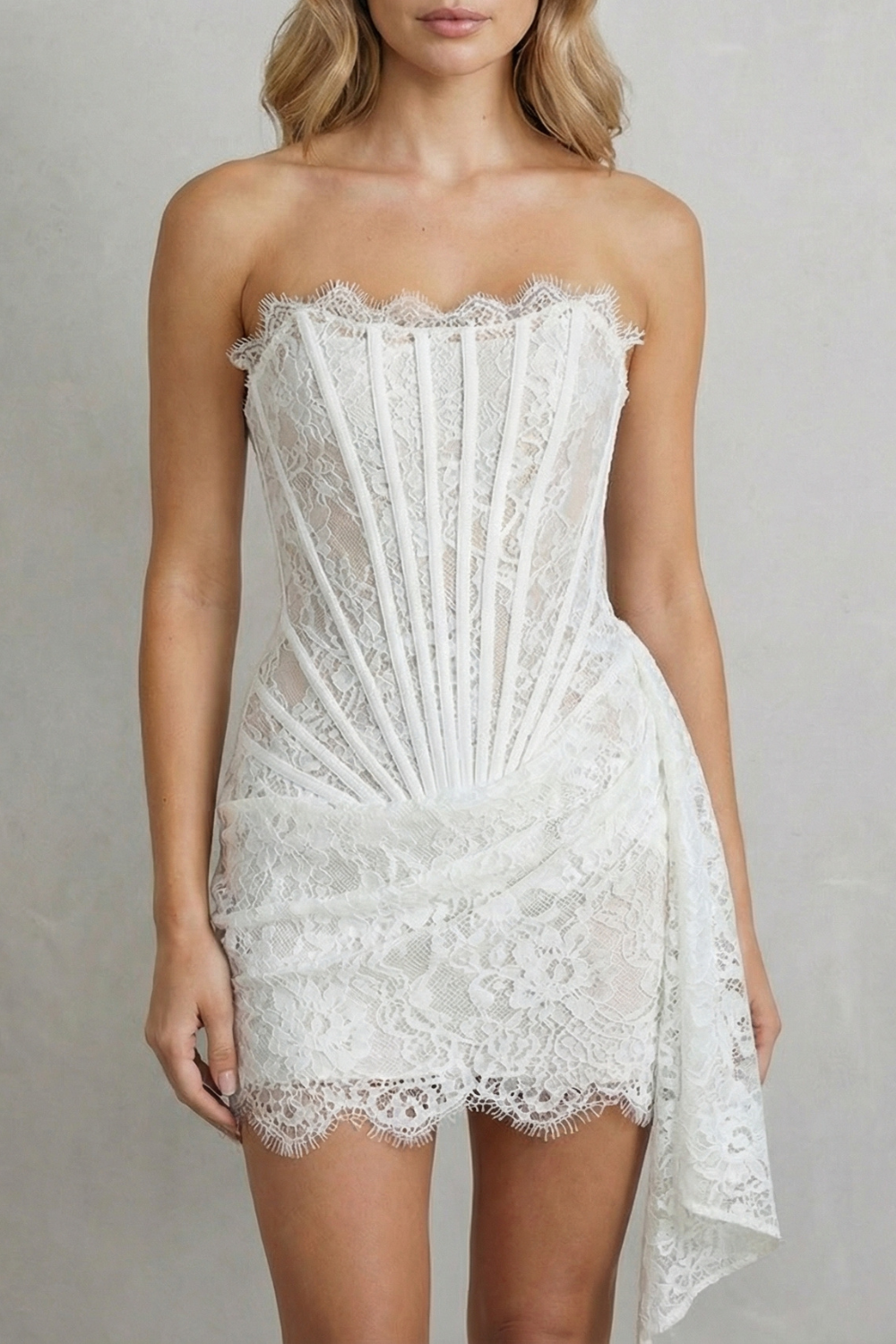 Célestine – Sculpted lace elegance – Corset mini dress