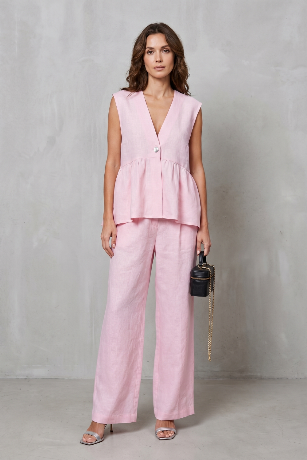 Lunessa – Soft peplum elegance – Two-piece trouser set