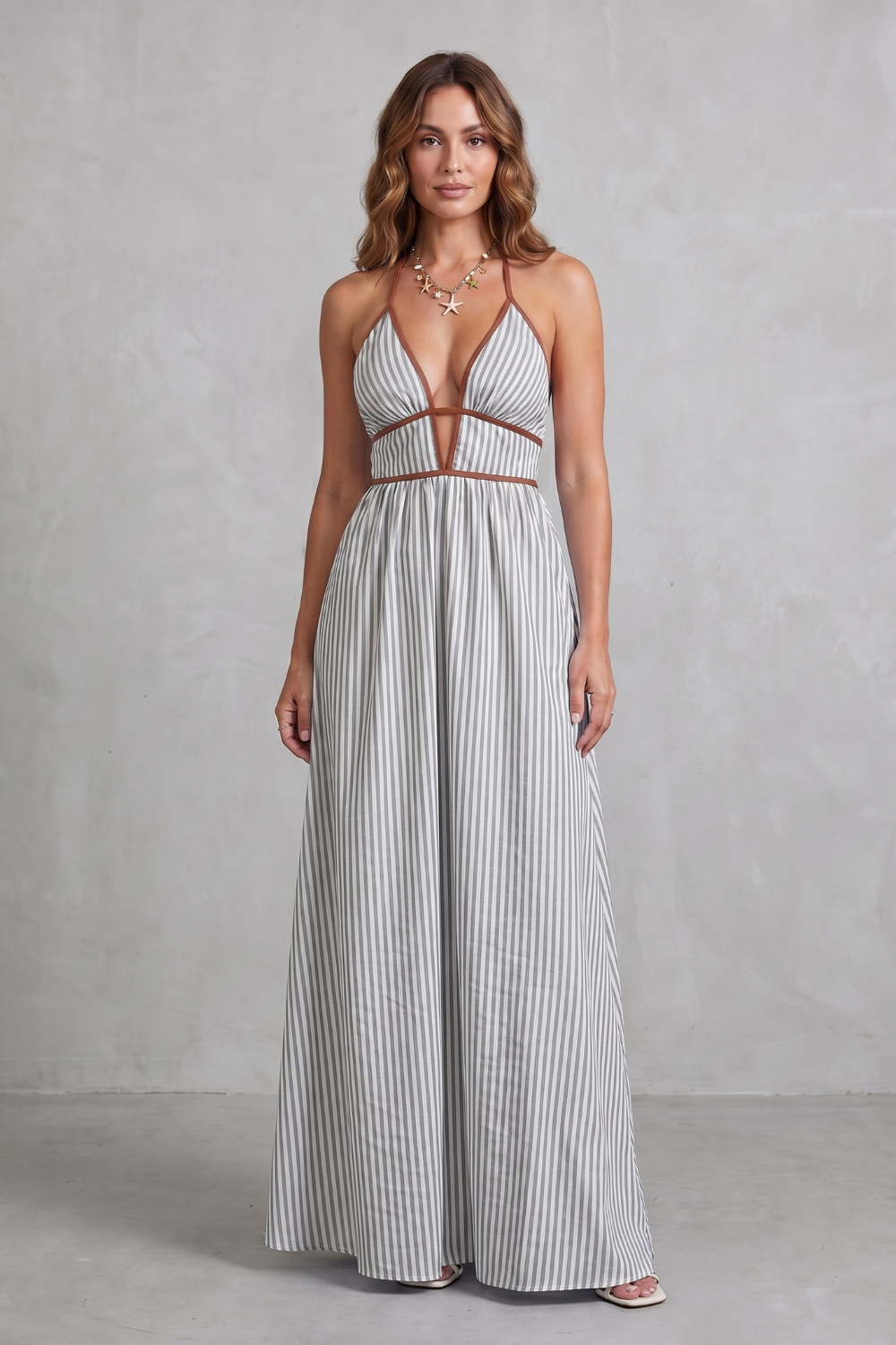 Serelisse – Striped backless silhouette – Maxi dress