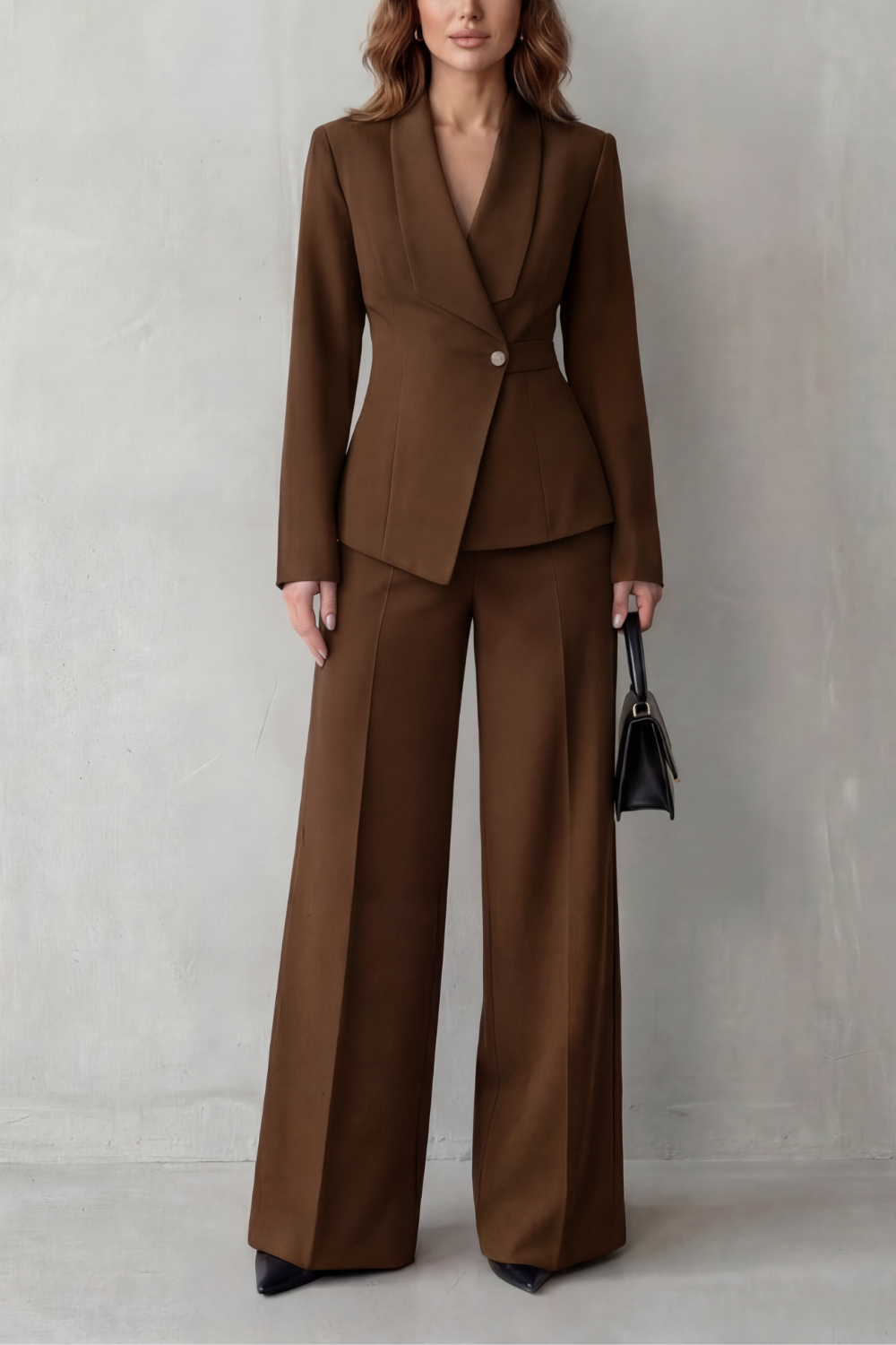 Valdérie – Sculpted waist – Tailored suit set