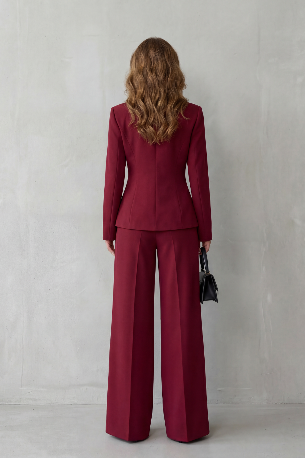 Valdérie – Sculpted waist – Tailored suit set