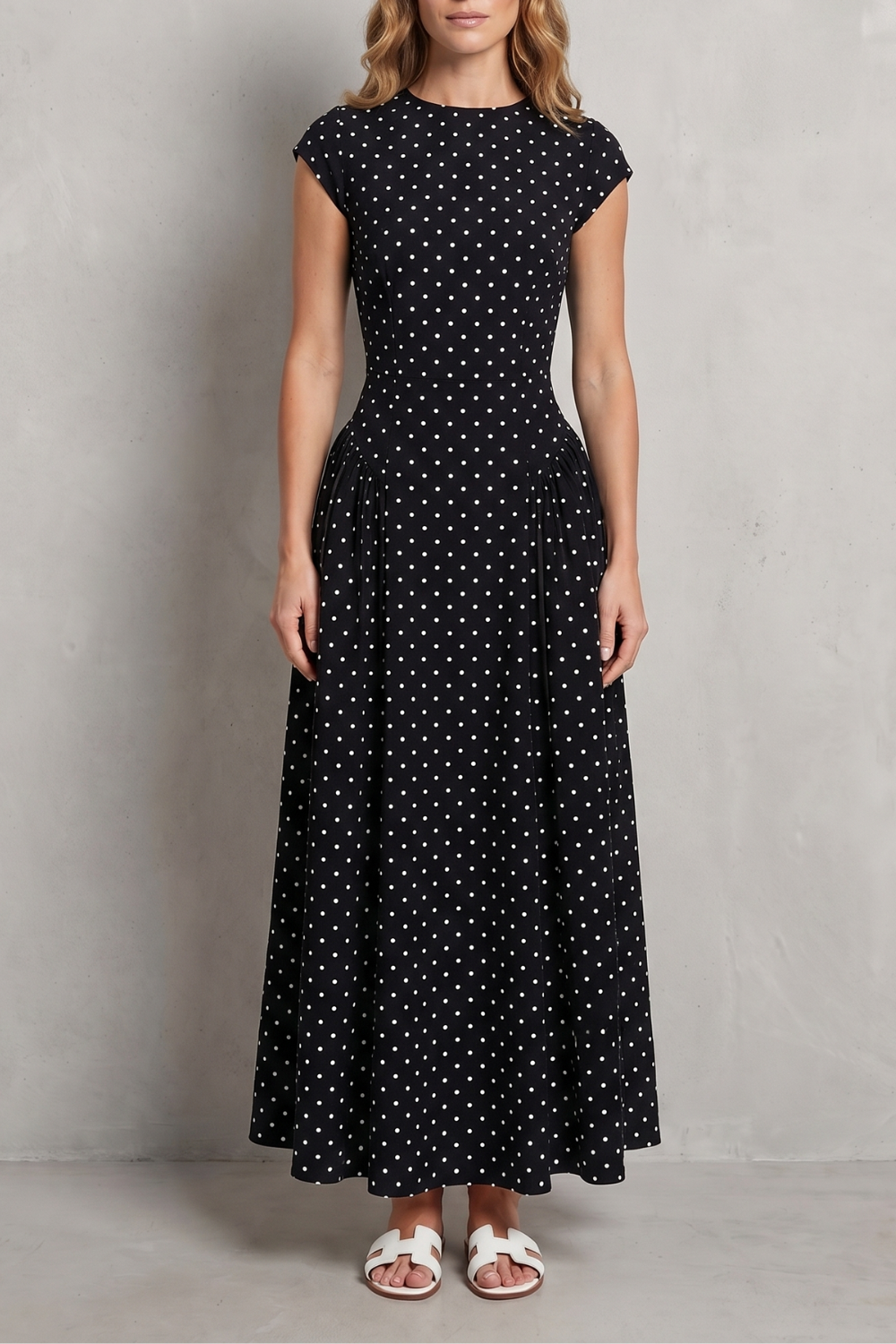 Veloura – Vintage polka dot elegance – Maxi dress