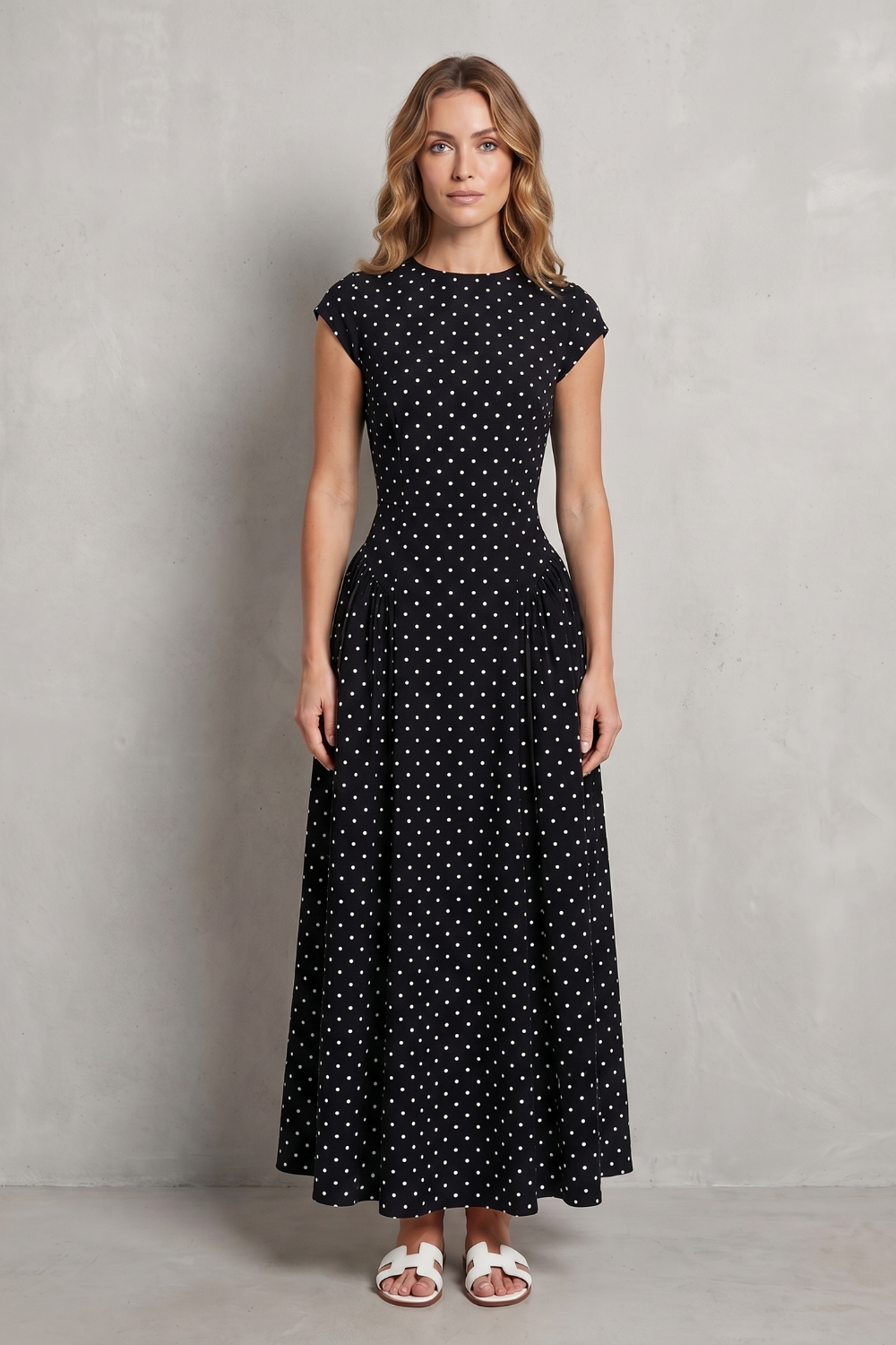 Veloura – Vintage polka dot elegance – Maxi dress